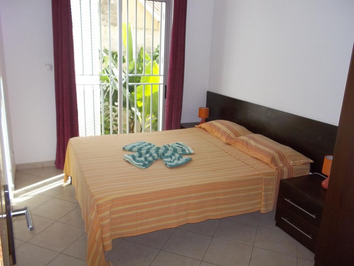 Basic Hotel Μιντέλο Εξωτερικό φωτογραφία