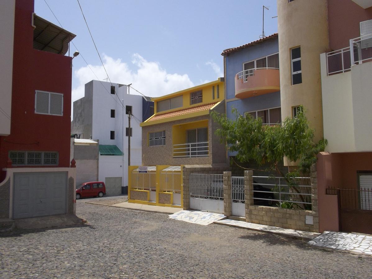 Basic Hotel Μιντέλο Εξωτερικό φωτογραφία