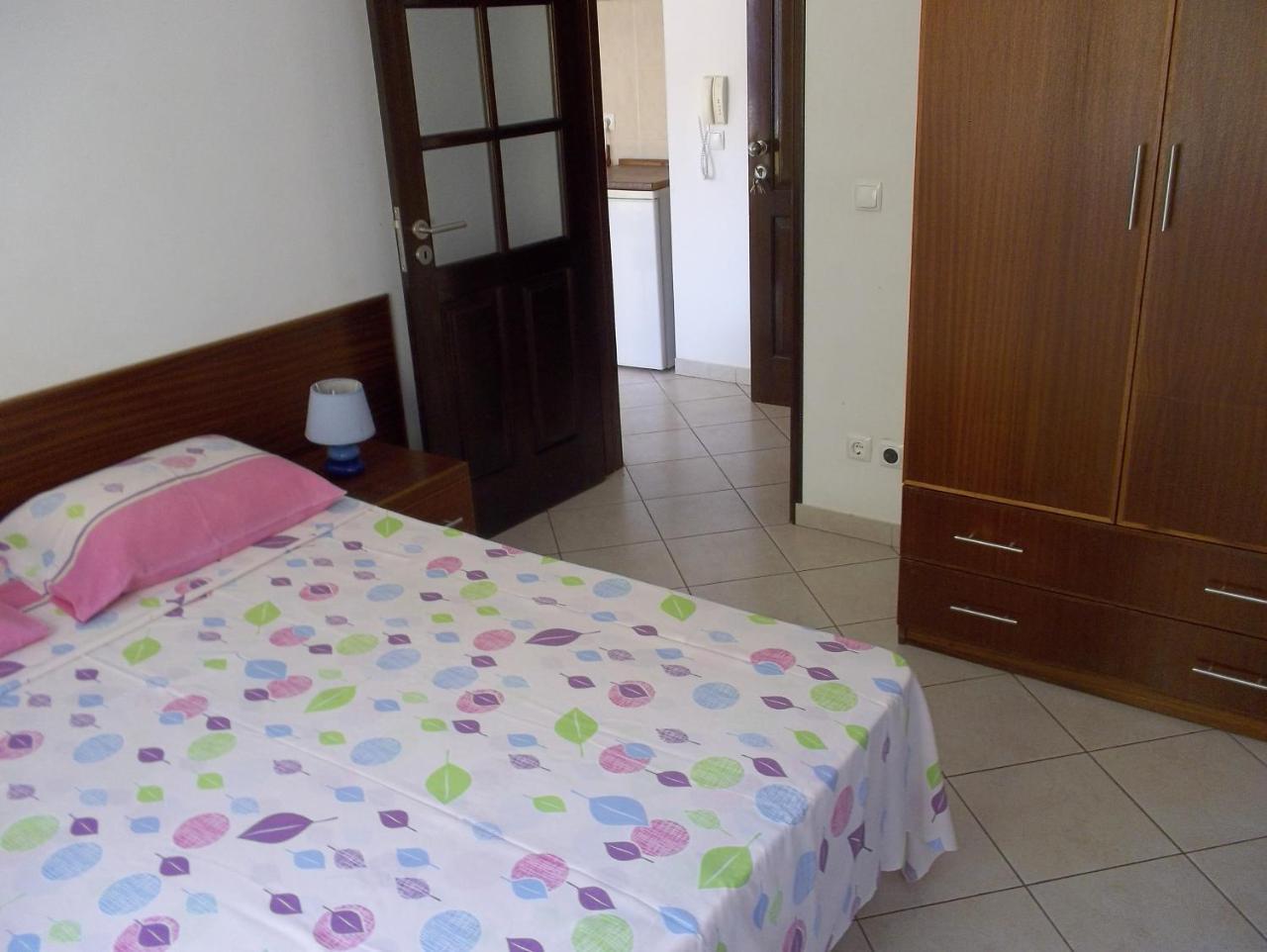 Basic Hotel Μιντέλο Εξωτερικό φωτογραφία