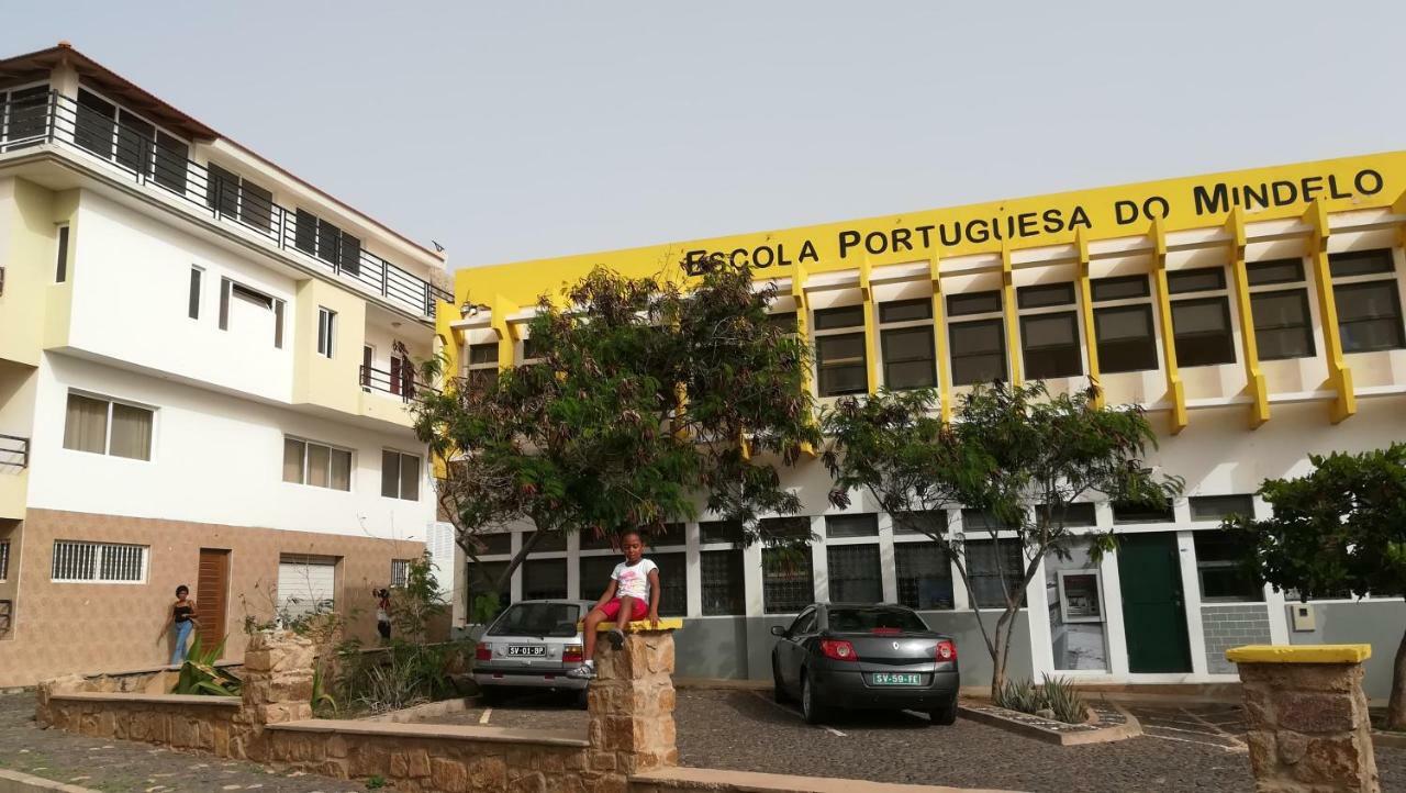 Basic Hotel Μιντέλο Εξωτερικό φωτογραφία
