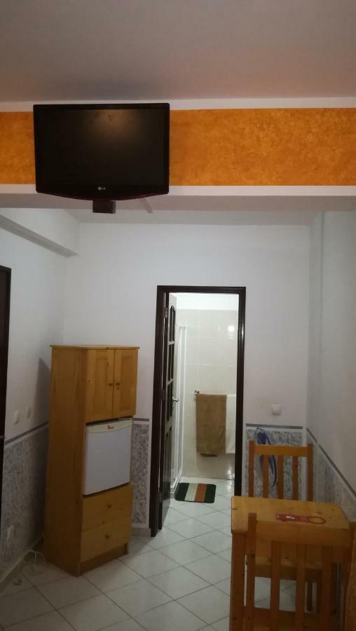 Basic Hotel Μιντέλο Εξωτερικό φωτογραφία