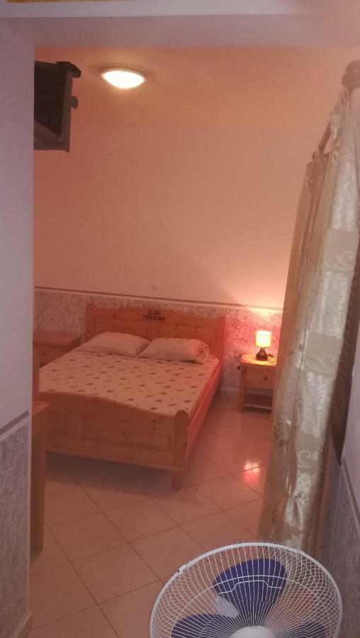 Basic Hotel Μιντέλο Εξωτερικό φωτογραφία