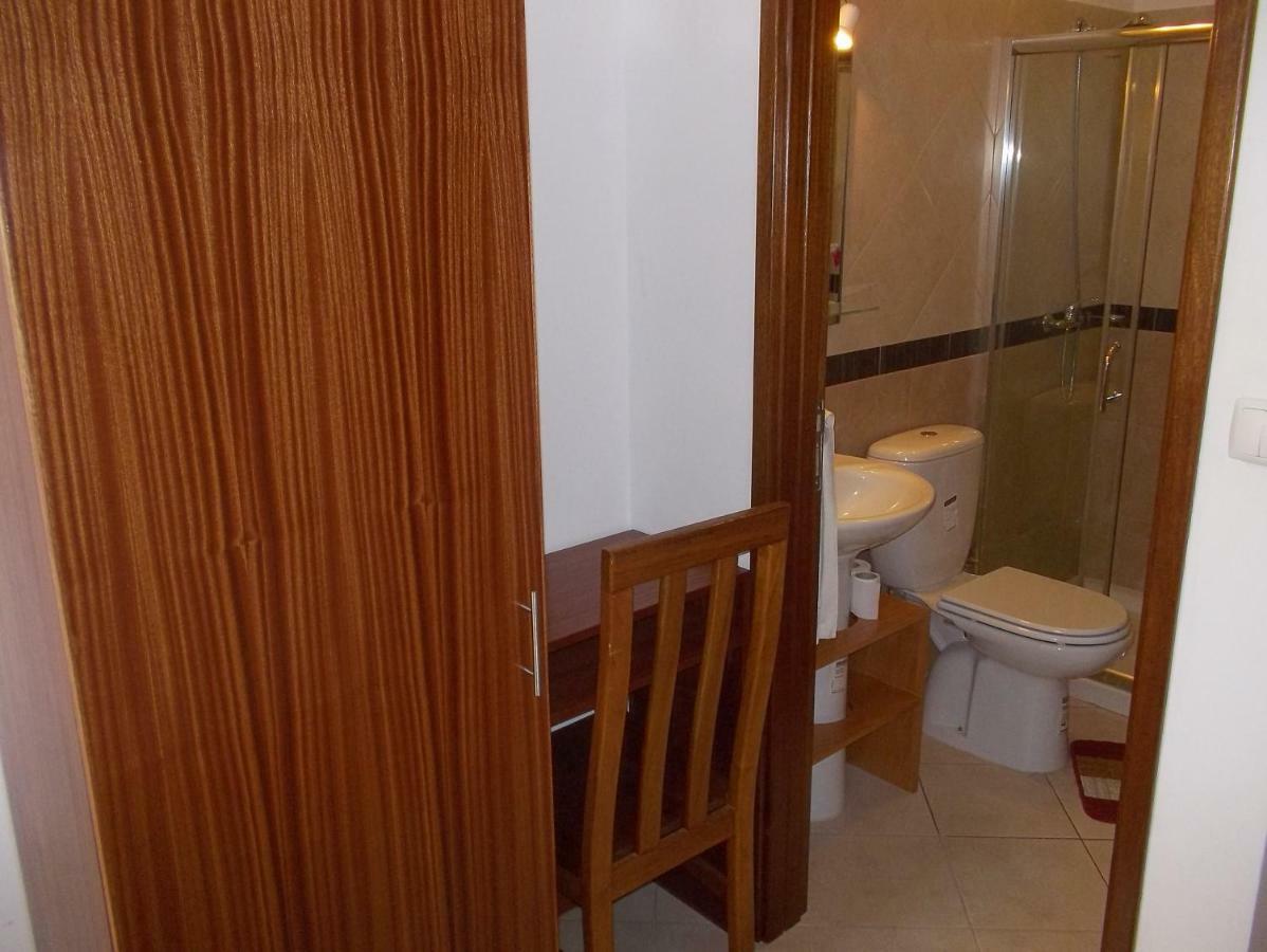 Basic Hotel Μιντέλο Εξωτερικό φωτογραφία